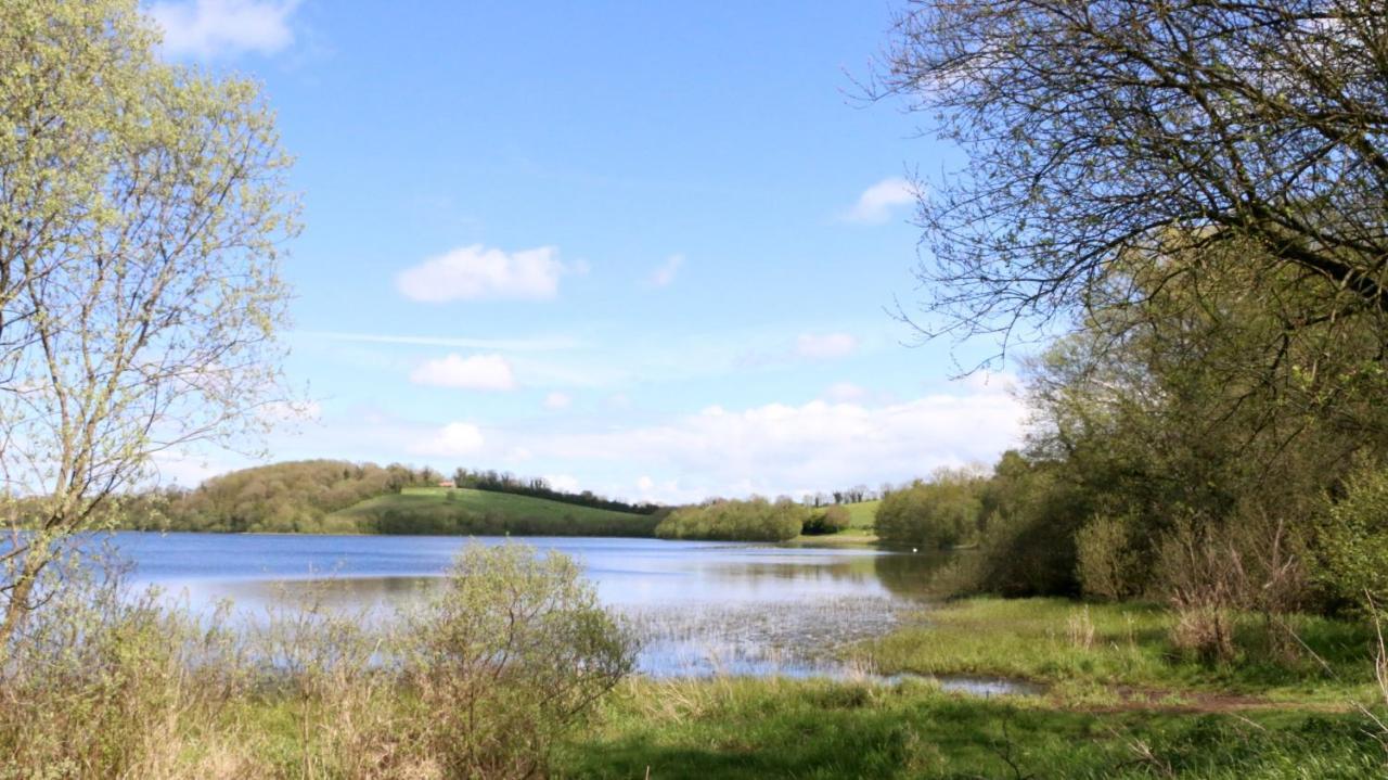 Emy Lake Studio Monaghan Exteriér fotografie